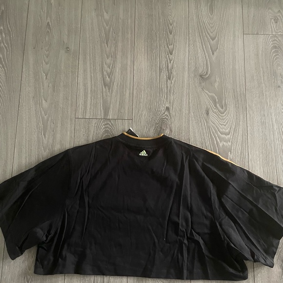 Adidas Ivy Park 3-Stripes Crop Tee - Picture 4 of 7